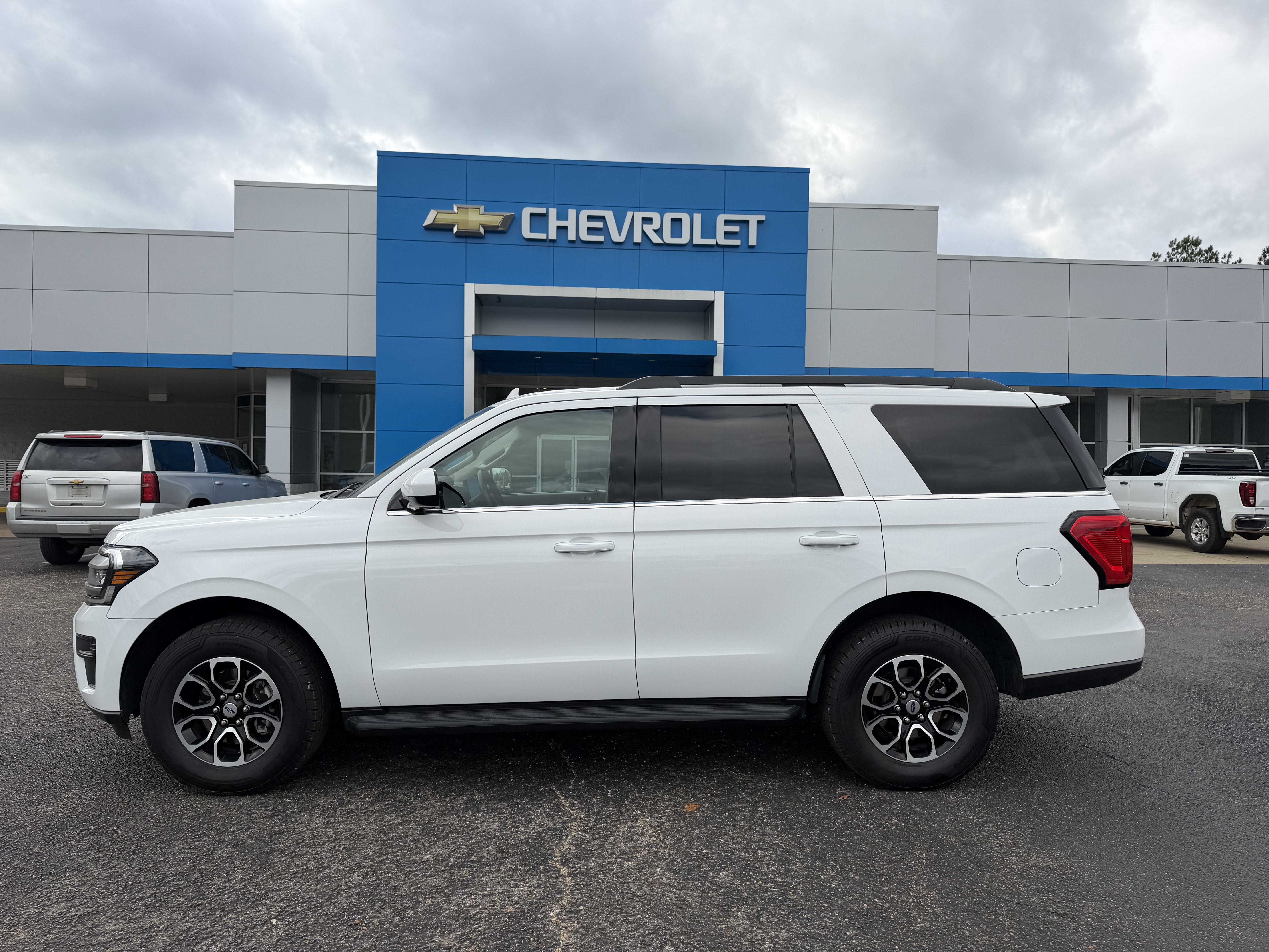 2024 Ford Expedition XLT