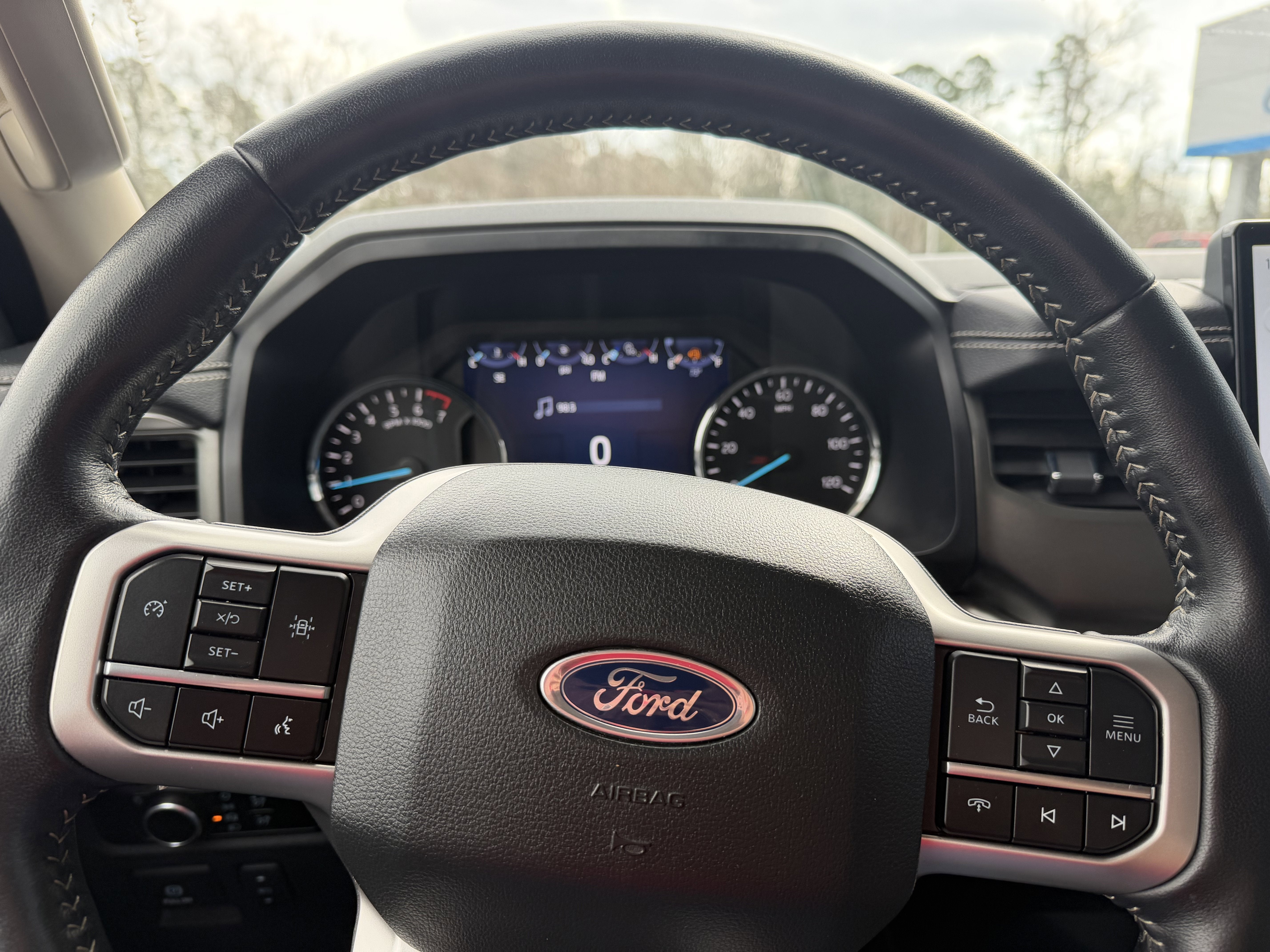 2024 Ford Expedition XLT