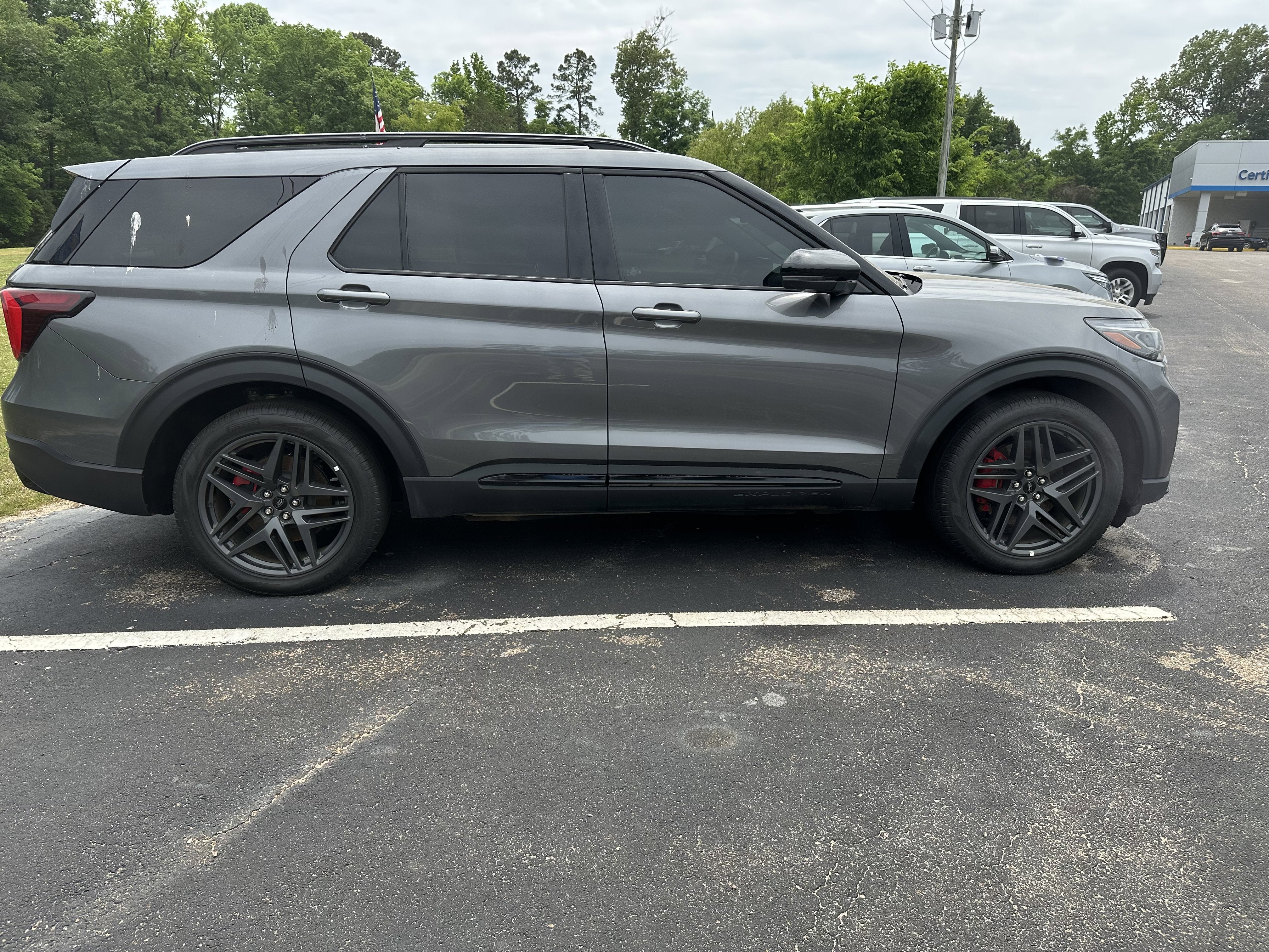 2025 Ford Explorer ST