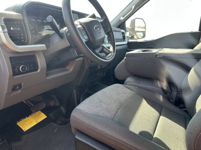 2025 Ford Super Duty F-250 SRW XL