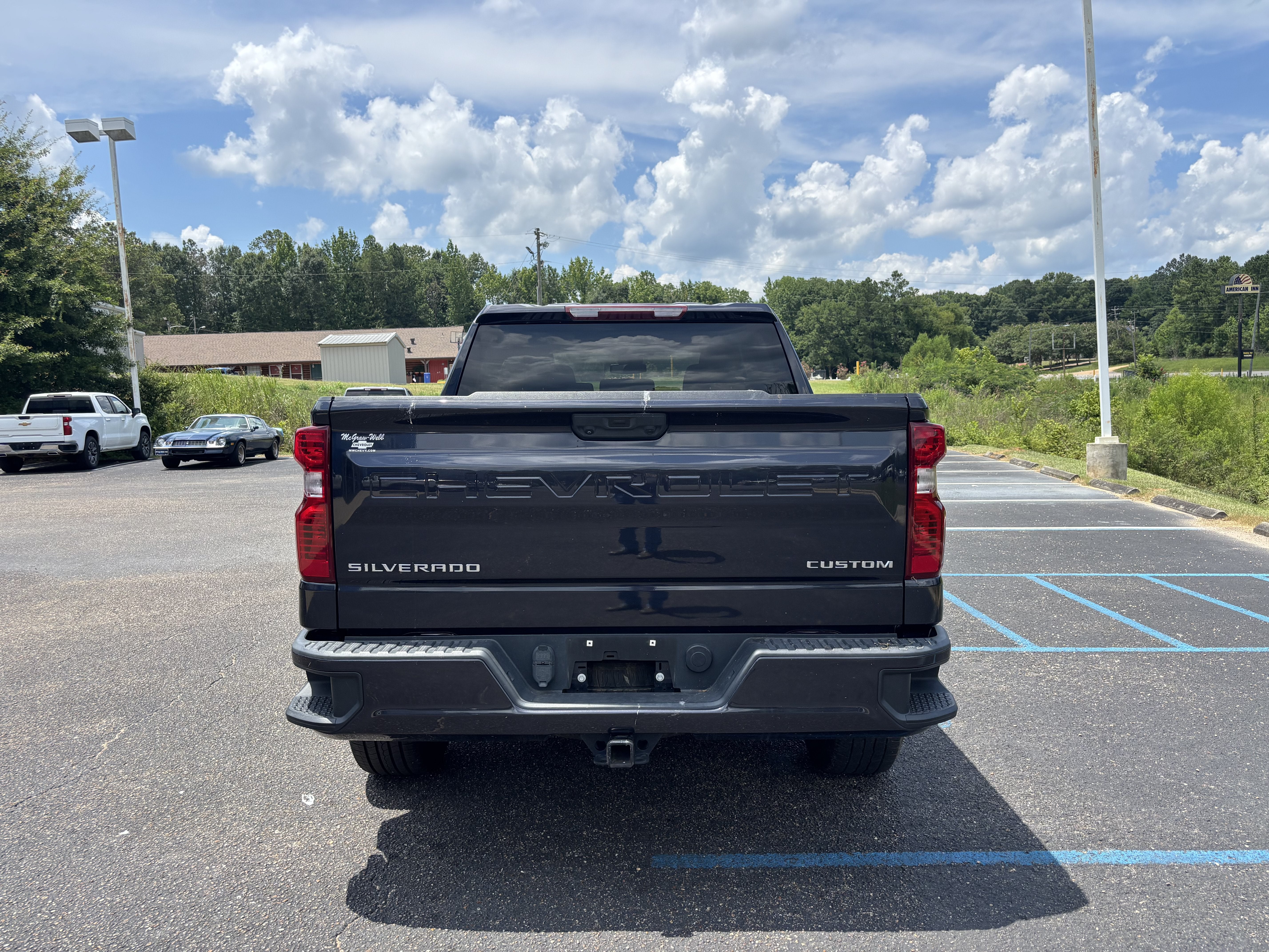 2022 Chevrolet Silverado 1500 Custom