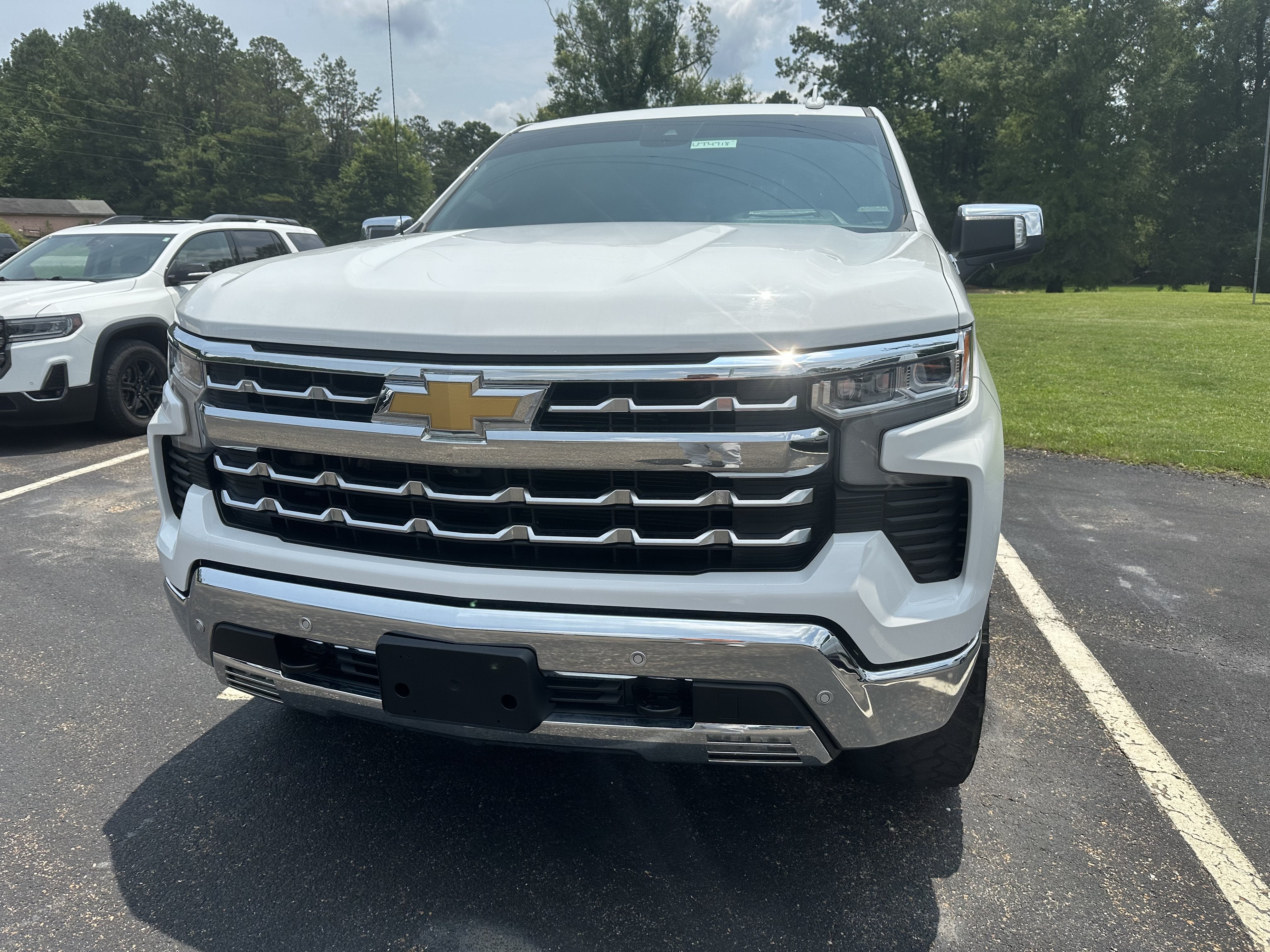 2024 Chevrolet Silverado 1500 LTZ