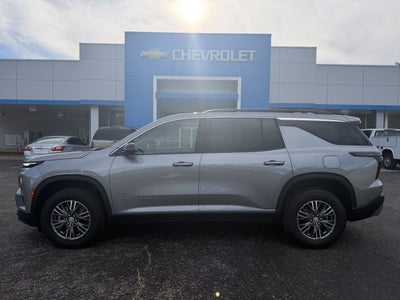 2025 Chevrolet Traverse LT