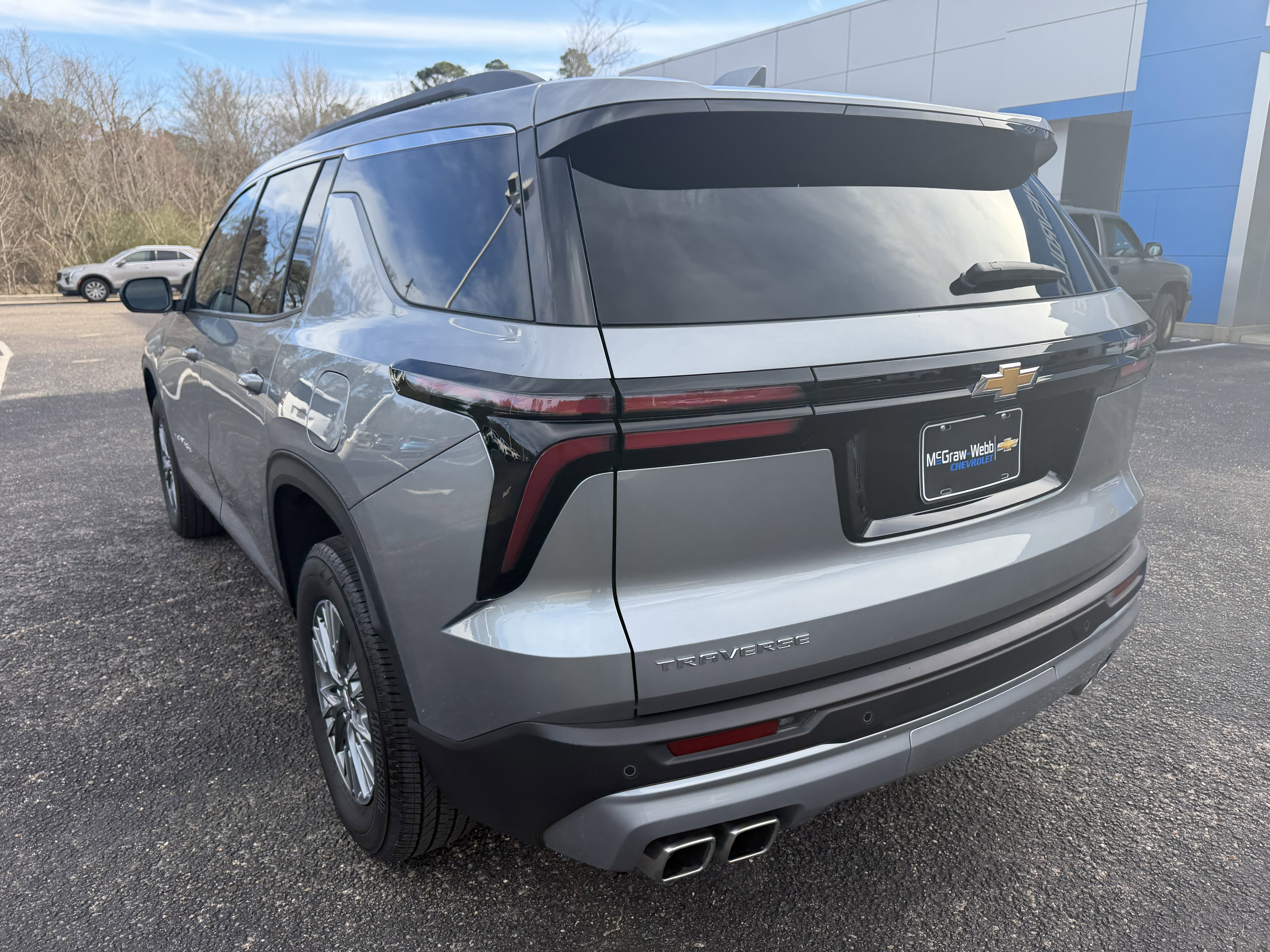 2025 Chevrolet Traverse LT