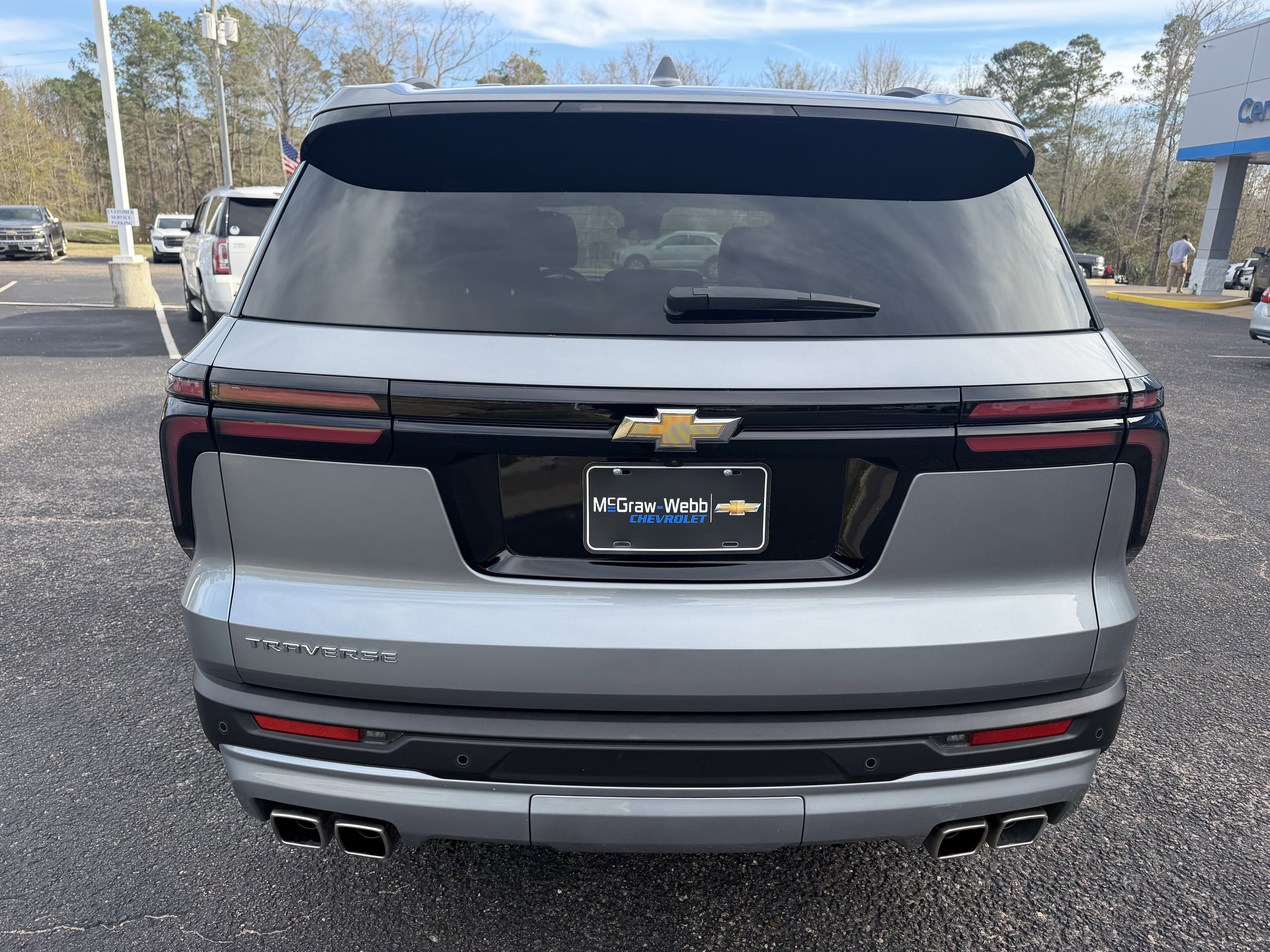 2025 Chevrolet Traverse LT