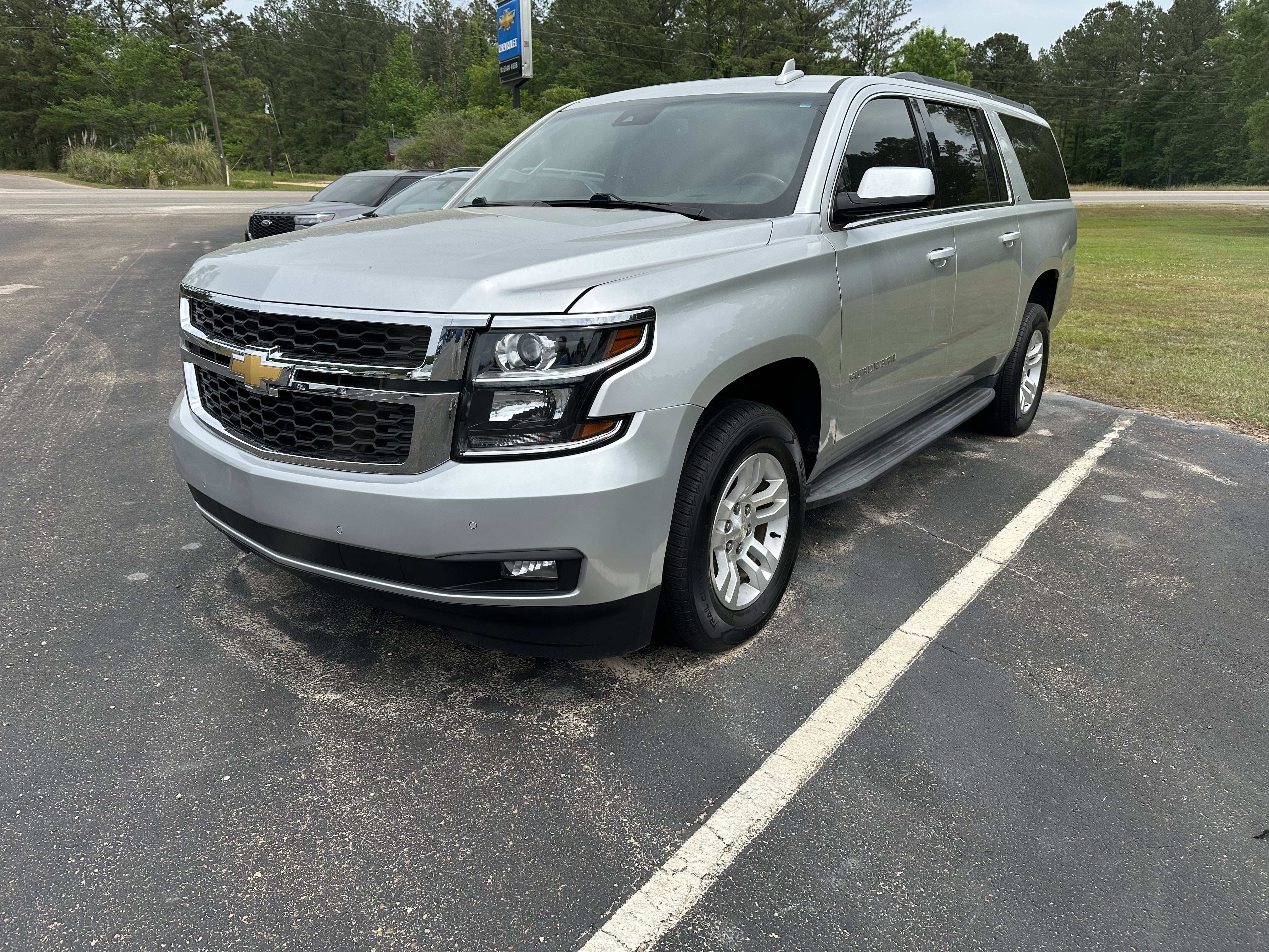 Used 2019 Chevrolet Suburban LT with VIN 1GNSCHKC6KR232050 for sale in Camden, AL