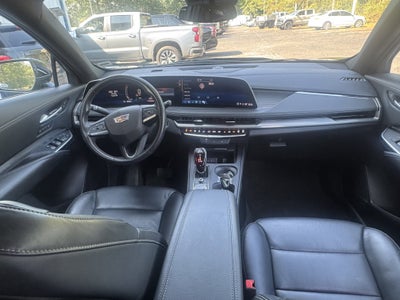 2024 Cadillac XT4 Premium Luxury