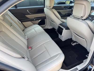 2017 Lincoln Continental Select