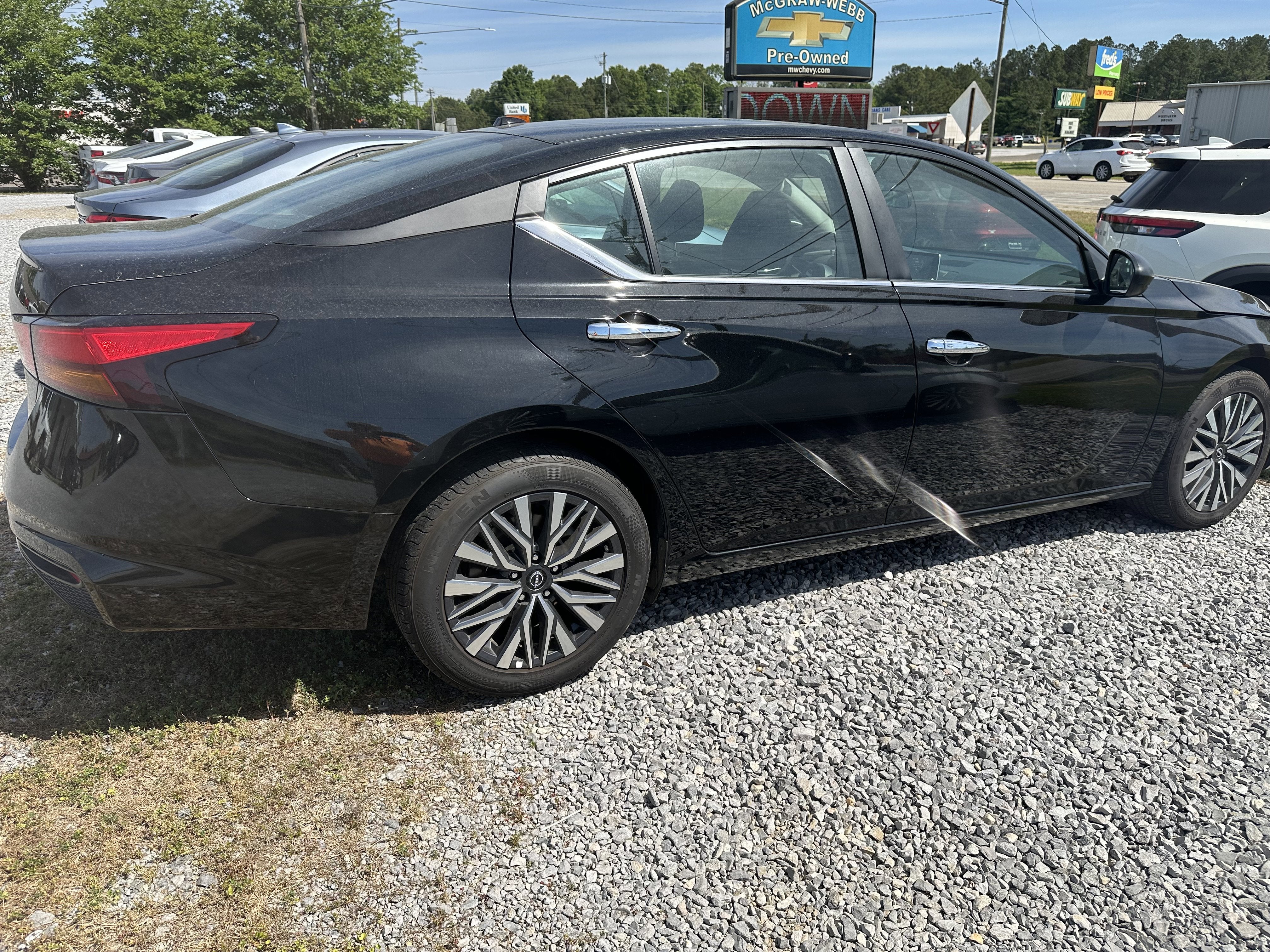 2025 Nissan Altima SV