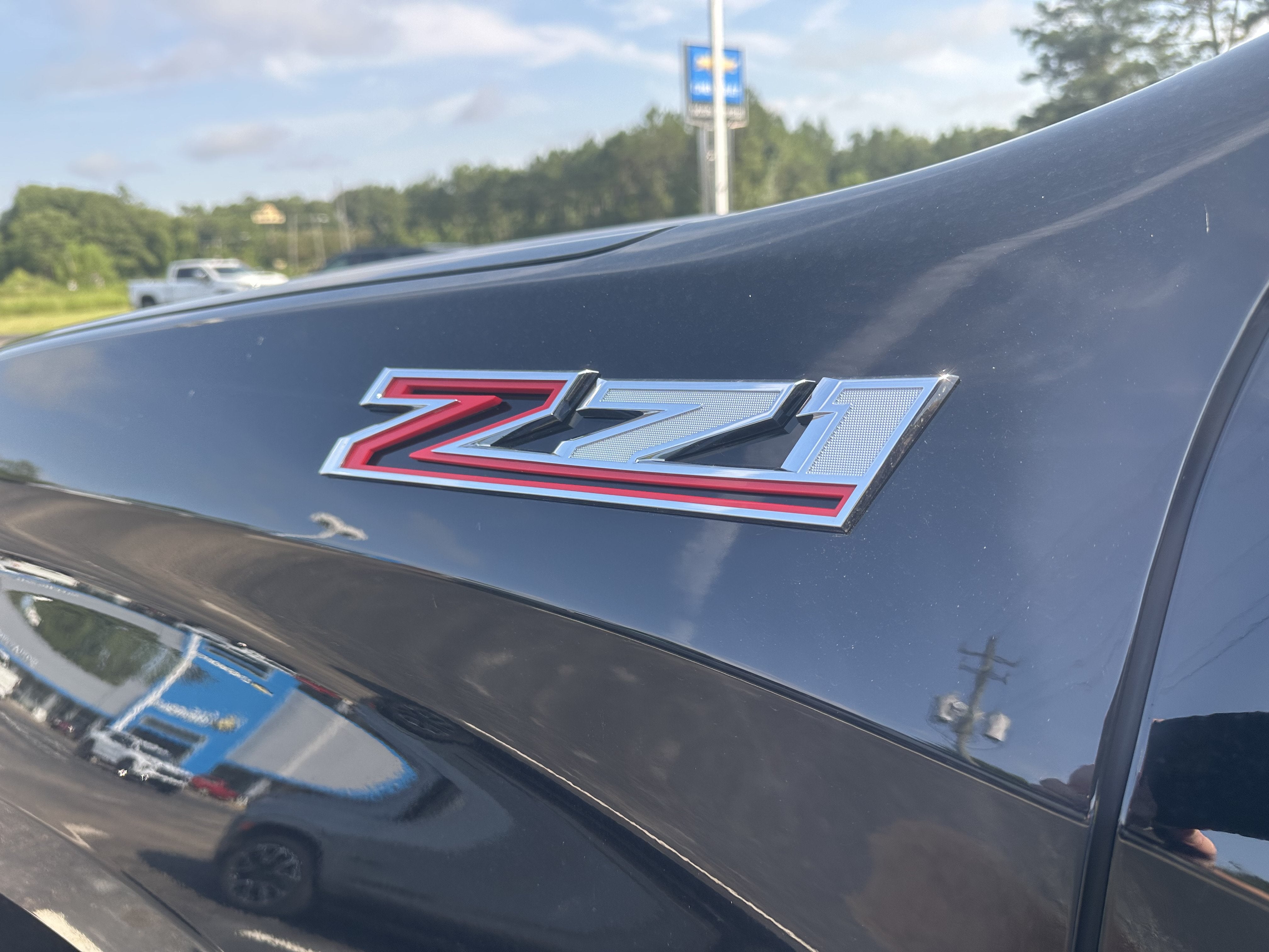 2025 Chevrolet Silverado 1500 LTZ