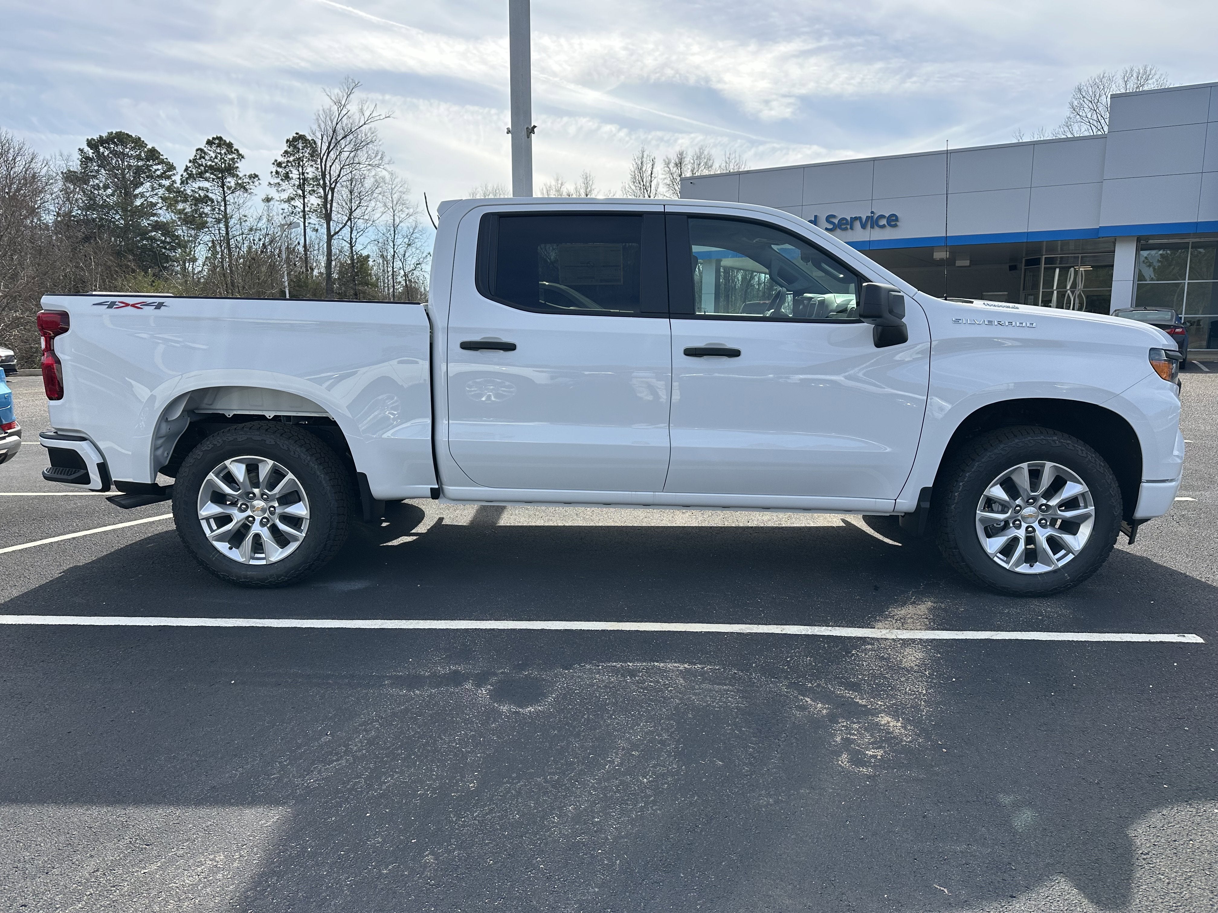 2026 Chevrolet Silverado 1500 Custom