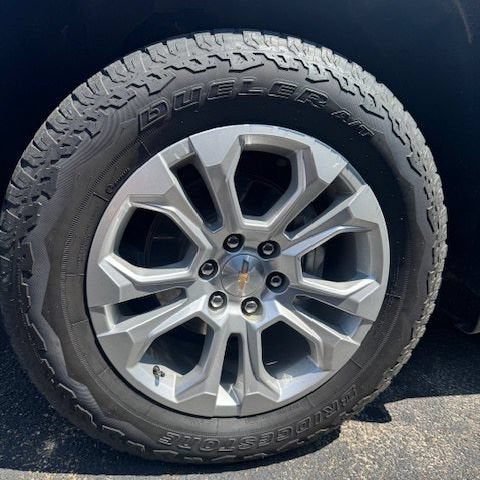 2025 Chevrolet Silverado 1500 LTZ