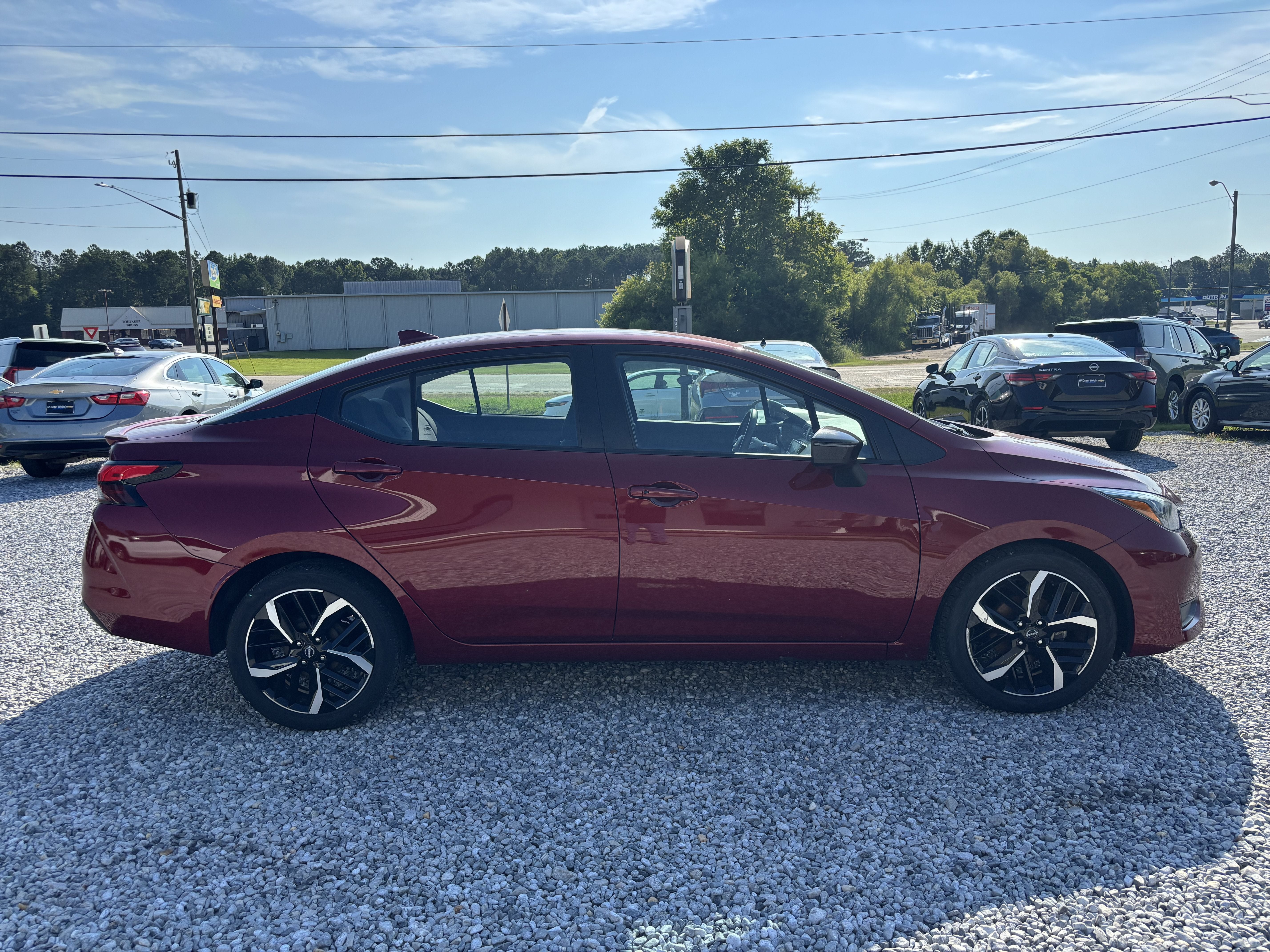 2024 Nissan Versa SR