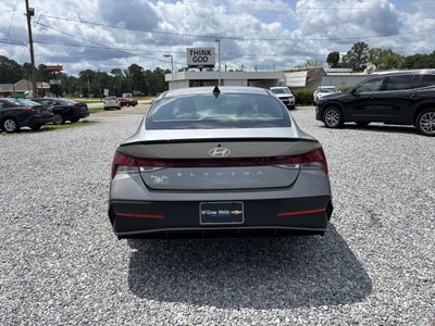 2025 Hyundai Elantra SEL Sport